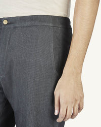 5 pocket jean new tag