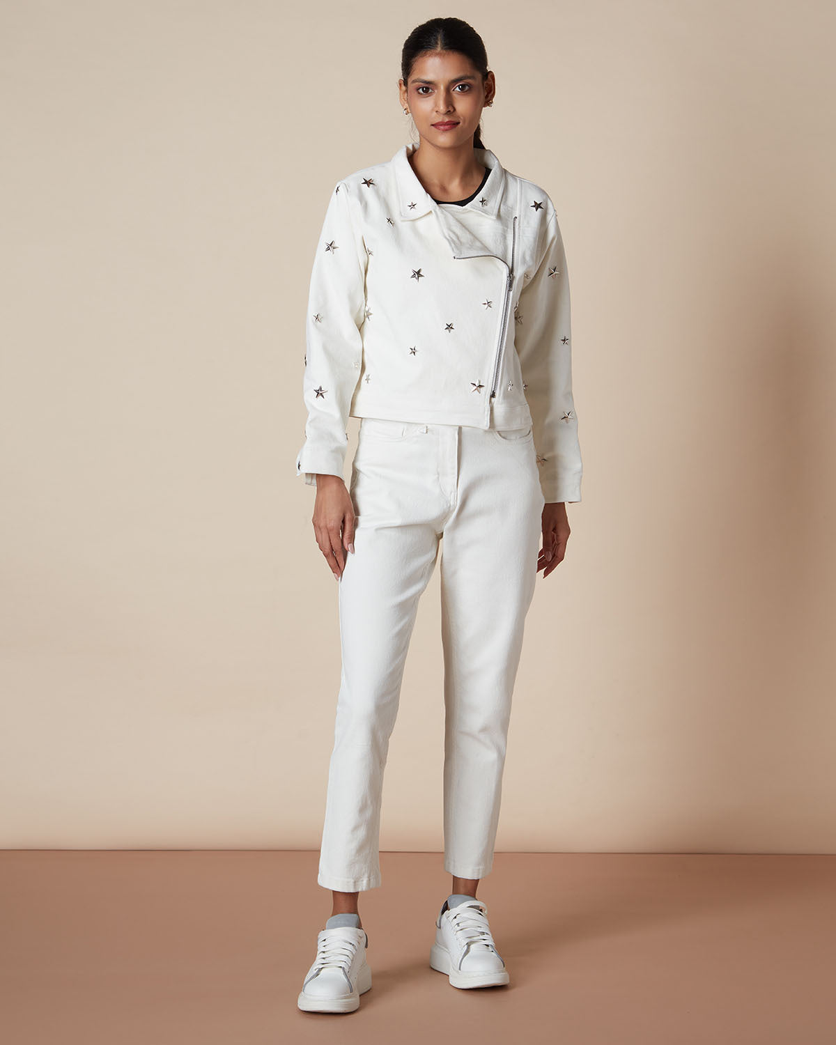 Pause Star Shine Relaxed White Jeans 