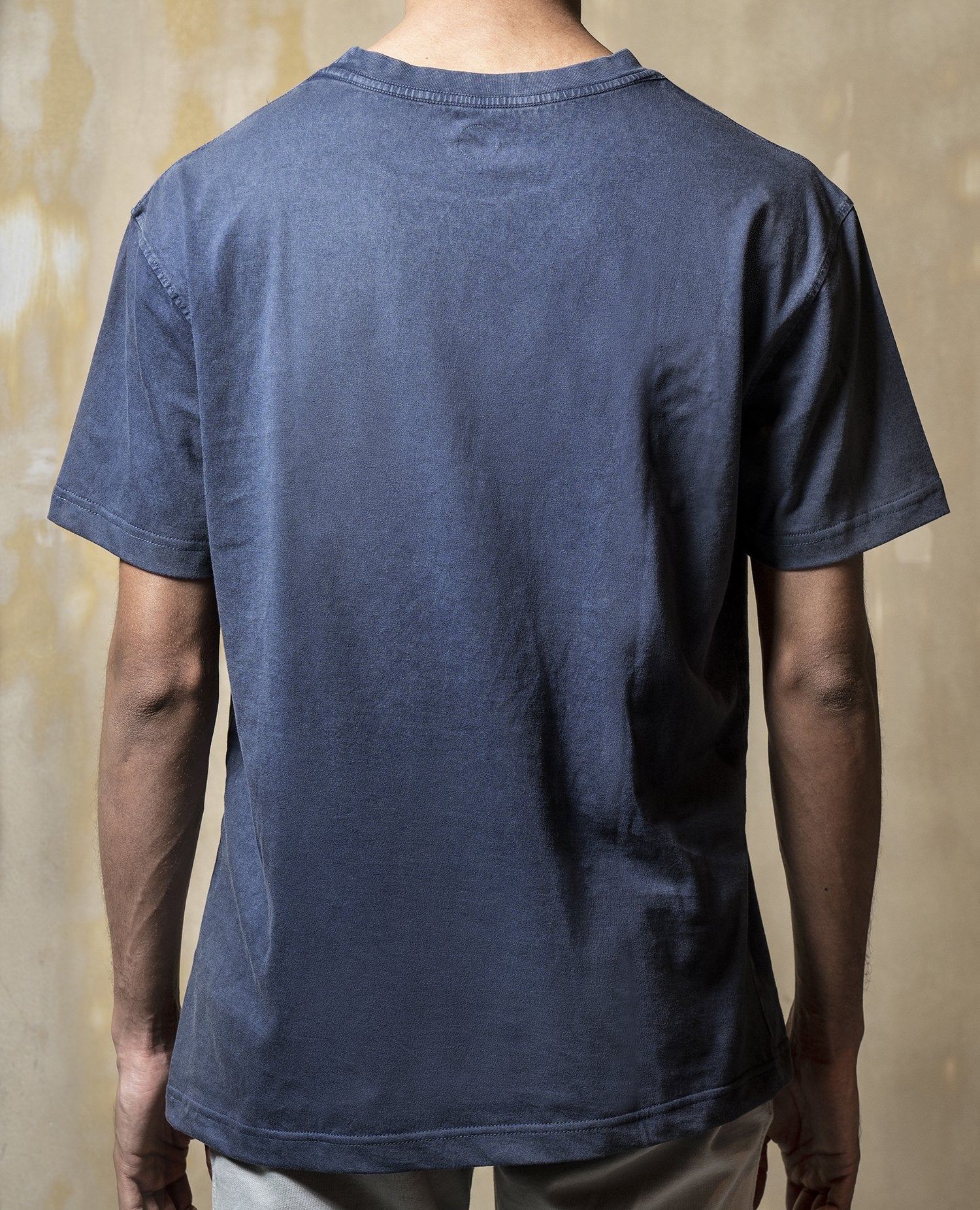 distressed crossing tee_ink