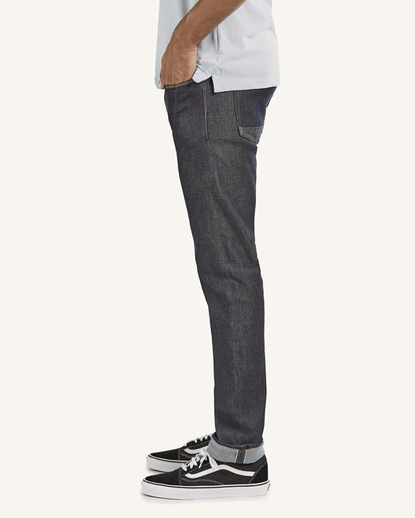 Grey Cast | Stretch Regenerated Jeans