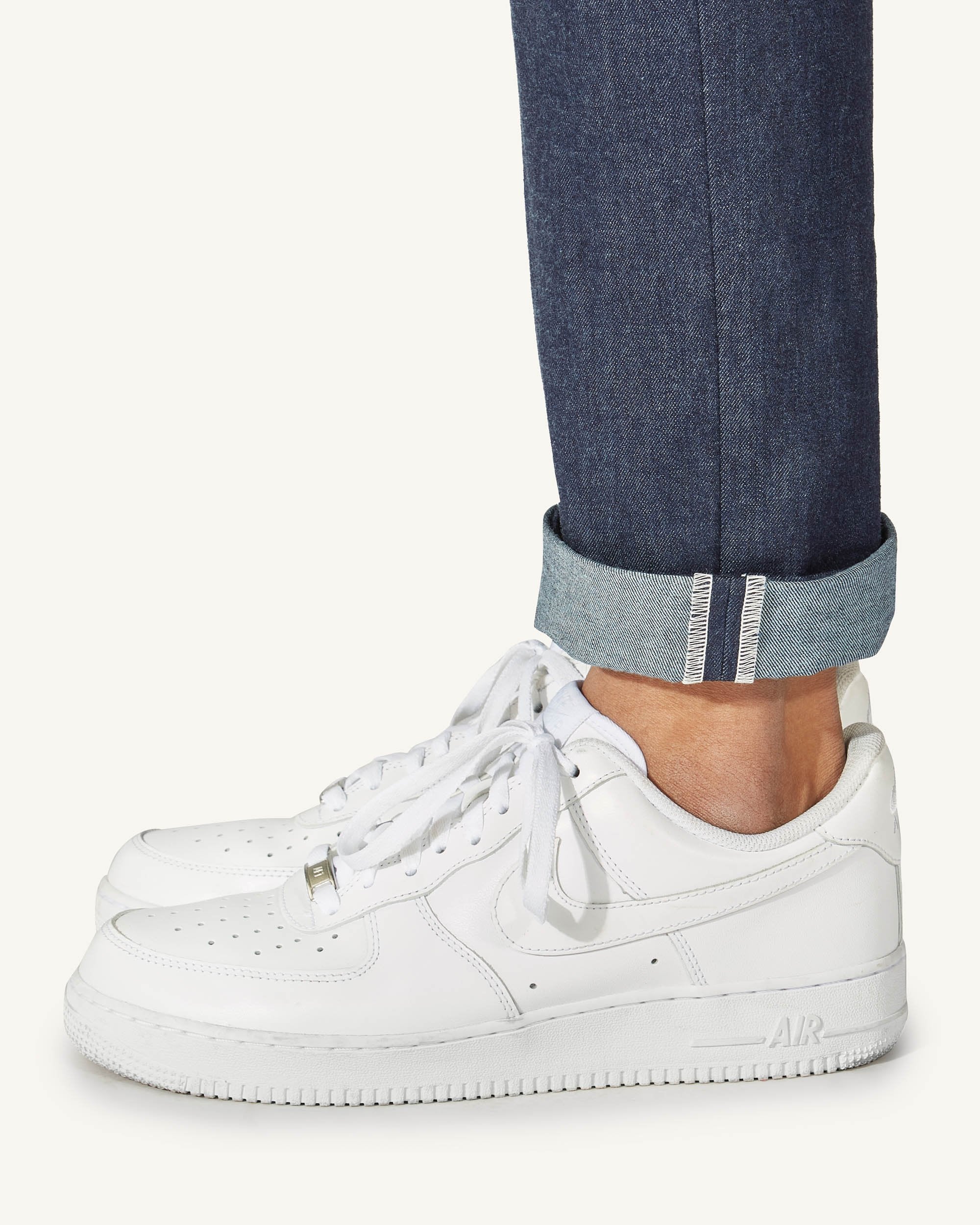 White-on Indigo | Limited Jeans